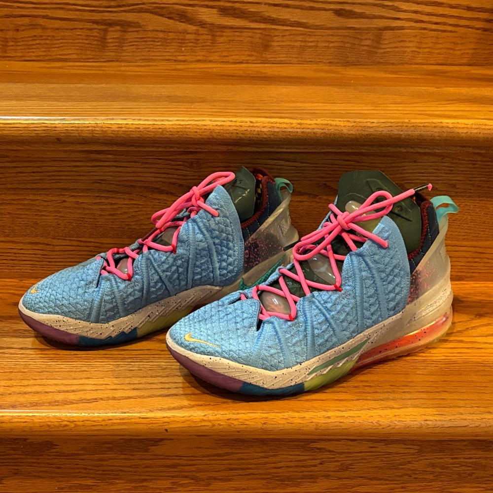 Nike LeBron 18 Men’s size 9 Multicolor Athletic Shoes with Pink Accents